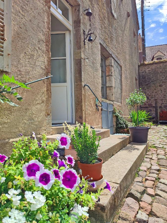 Studio - Pied A Terre Saulieu Exterior photo